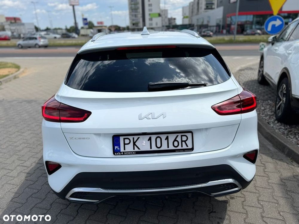 Kia XCeed 1.5 T-GDI M DCT - 4