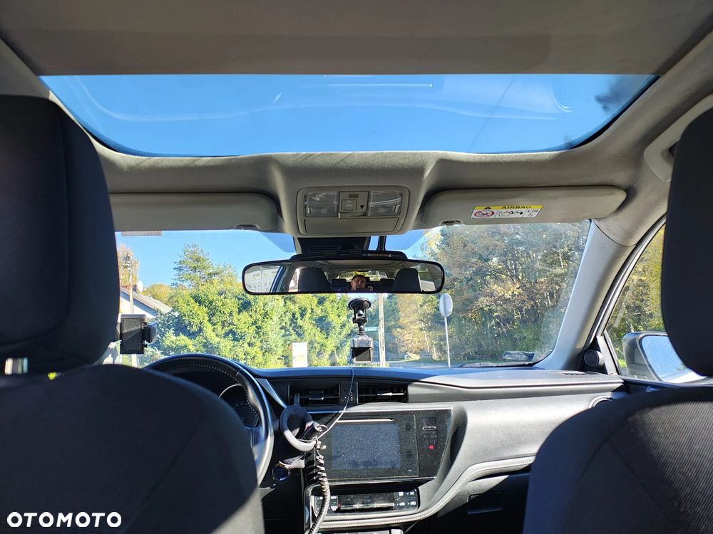 Toyota Auris Hybrid 135 Comfort - 15