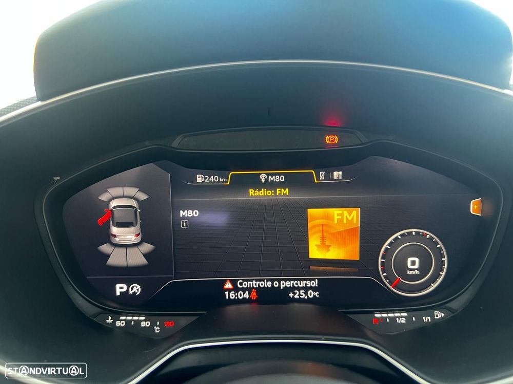 Audi TTS Roadster 2.0 TFSi quattro S Tronic - 30