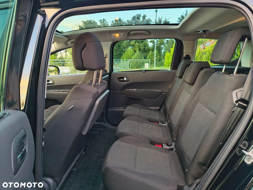 Peugeot 5008 155 THP Family - 15