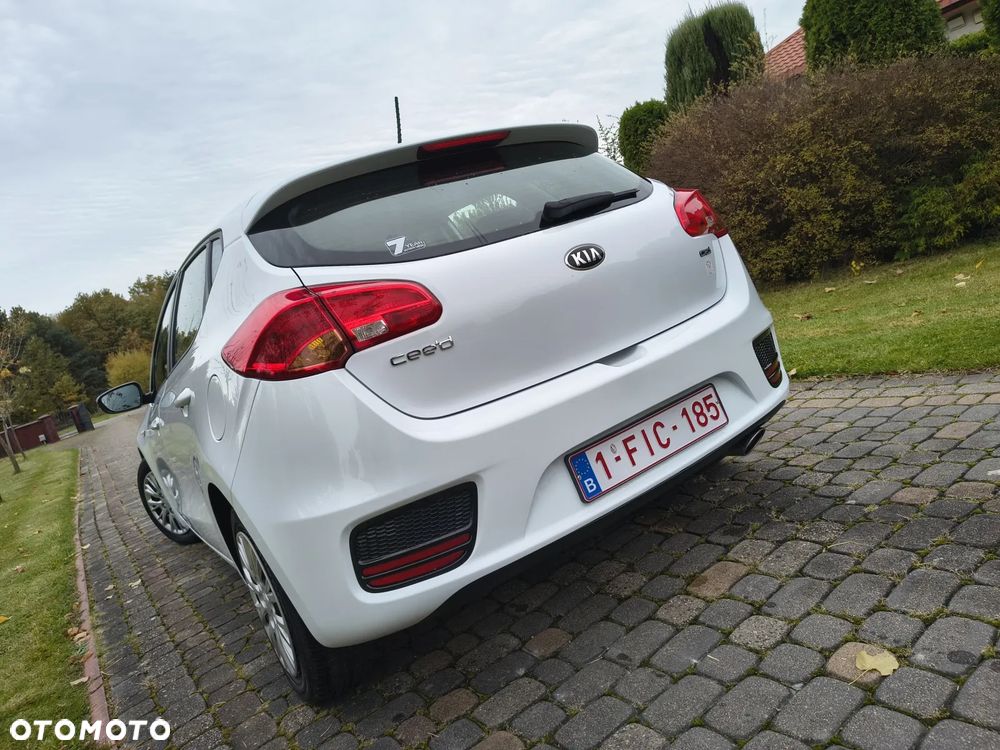 Kia Ceed 1.4 CRDi 90 Vision - 5