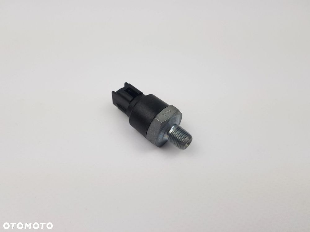 NOWY ORYGINALNY Czujnik ciśnienia oleju Toyota Aygo Yaris 401742 - 2
