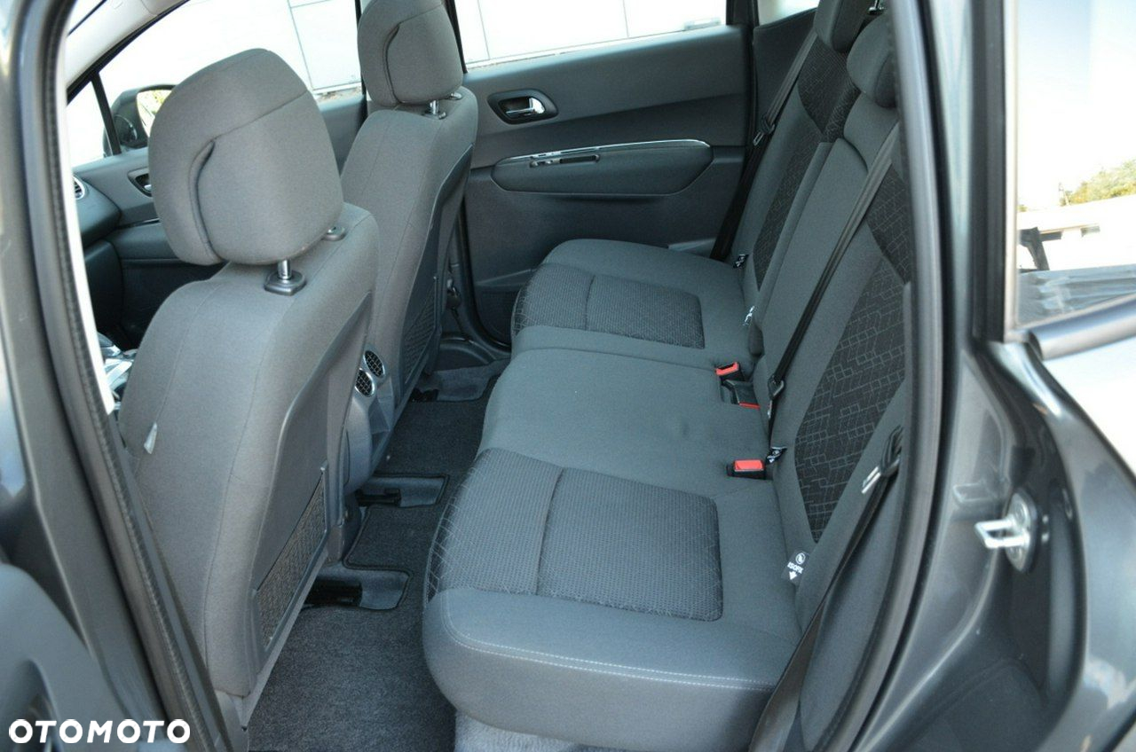 Peugeot 3008 - 22