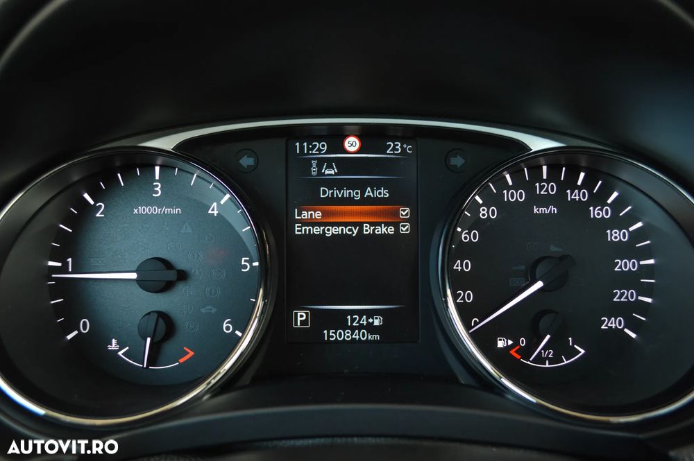 Nissan X-Trail 1.6 dCi Xtronic 360 - 16