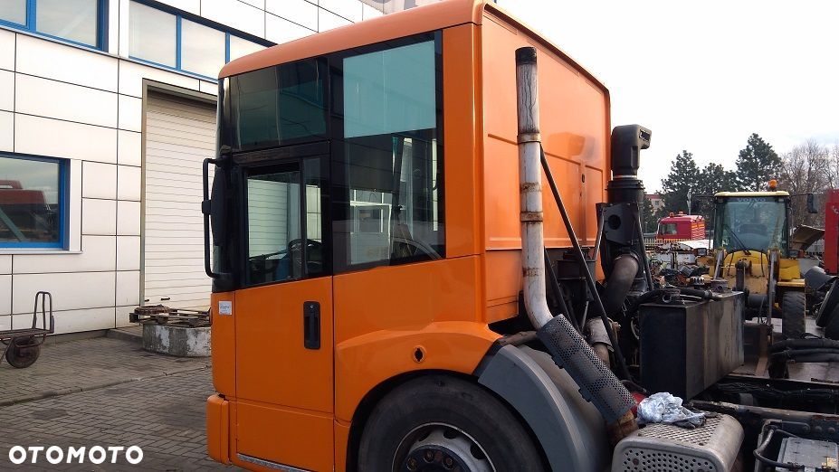 MERCEDES ECONIC  SILNIK SKRZYNIA MOST KABINA CZĘŚCI - 3