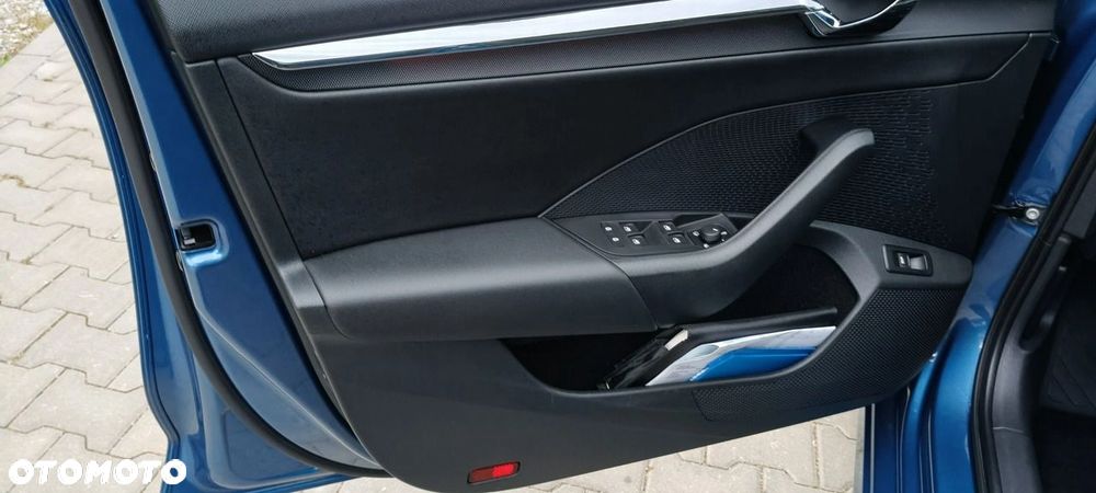 Skoda Octavia 1.5 TSI First Edition - 18