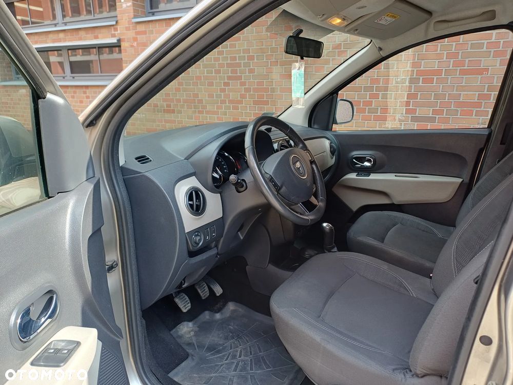 Dacia Lodgy 1.6 SCe Laureate S&S - 13