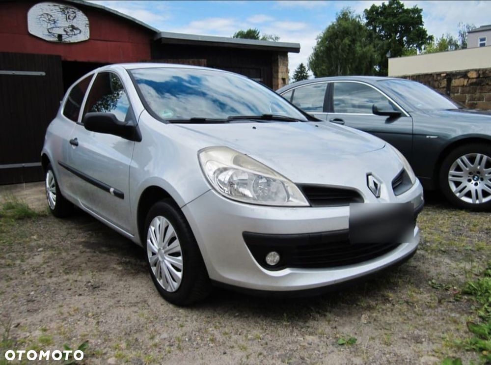 Renault Clio 1.2 16V Campus - 3