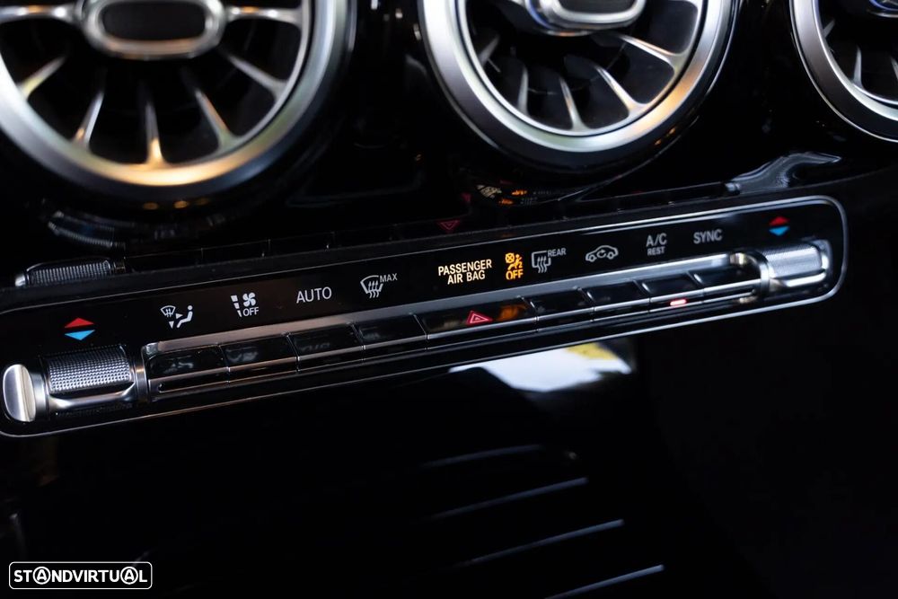 Mercedes-Benz CLA 180 d 7G-DCT AMG Line - 42