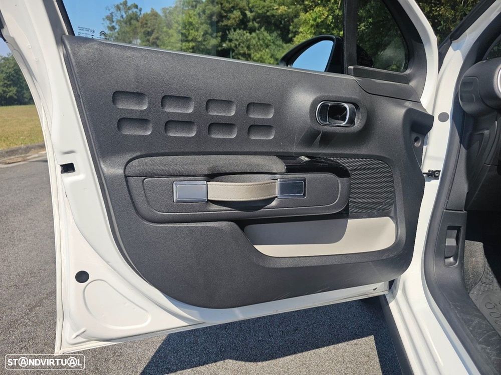 Citroën C3 1.2 PureTech Shine - 7