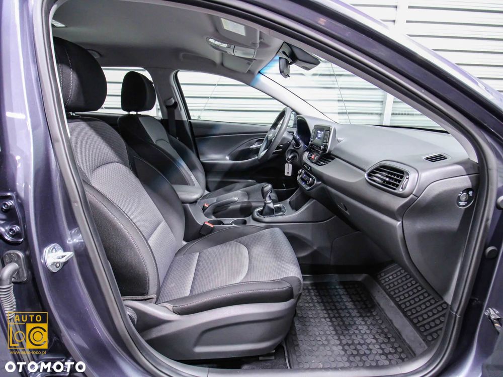 Hyundai i30 1.4 Comfort - 10