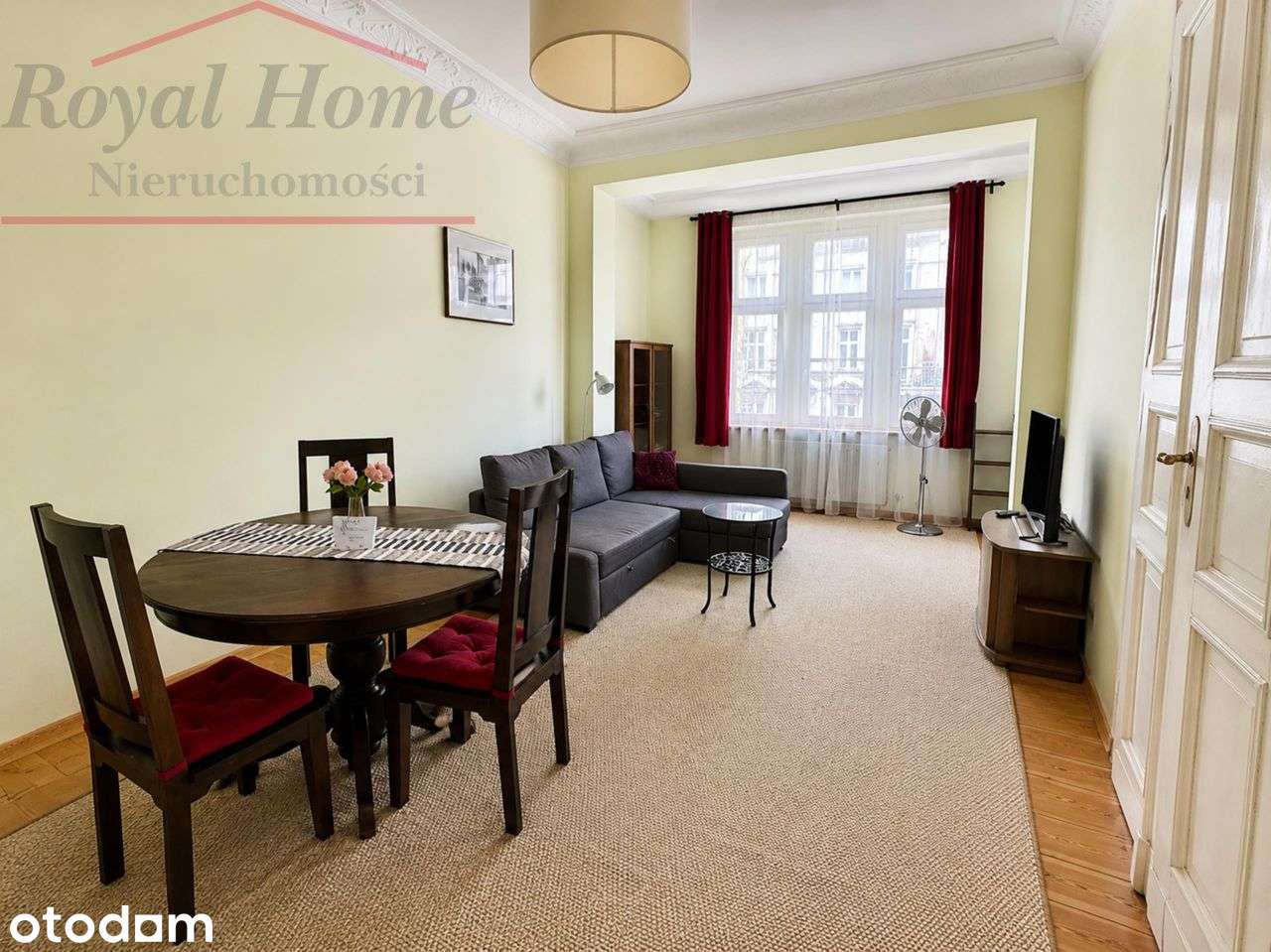 Przestronne, b. ładne 2 pok. z balkonem w Centrum.