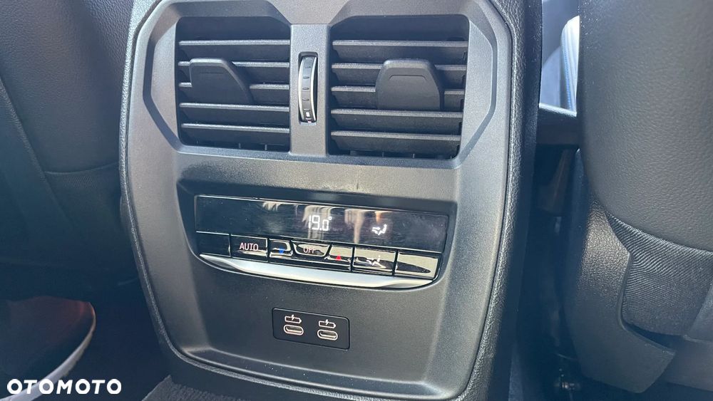 BMW Seria 3 320d Sport Line - 14