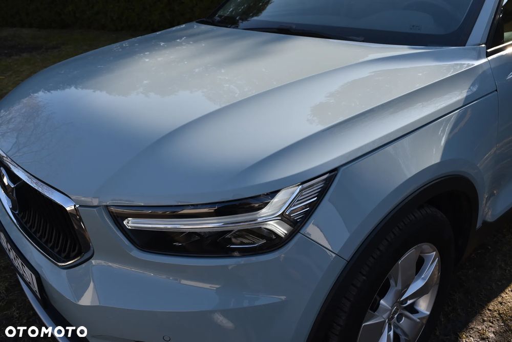 Volvo XC 40 T5 AWD Geartronic Momentum Pro - 29