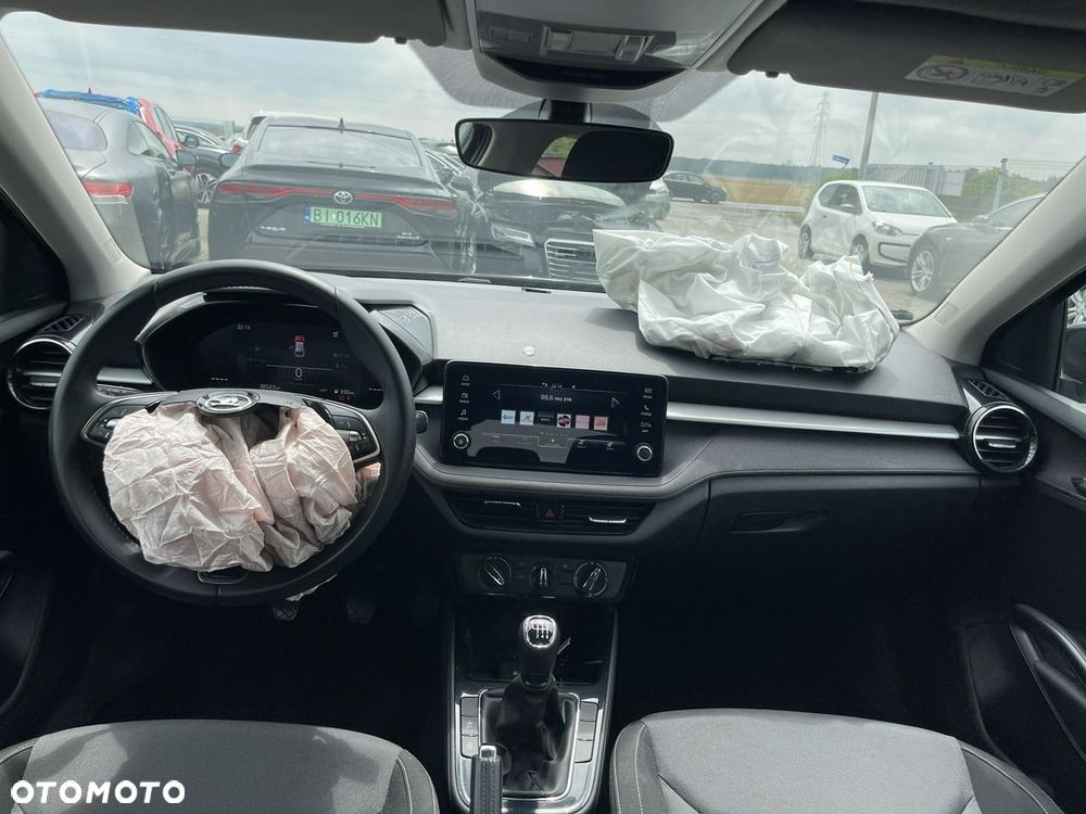 Skoda Fabia 1.0 TSI Drive - 7