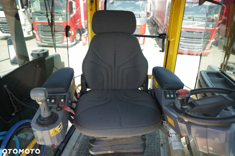 Hamm DV 90 H192 WALEC WIBRACYJNO-OSCYLACYJNY TYPU TANDEM - 24