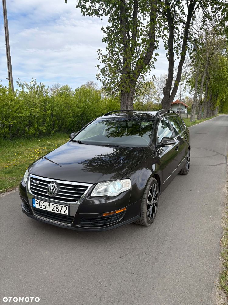 Volkswagen Passat 1.9 TDI Comfortline - 1
