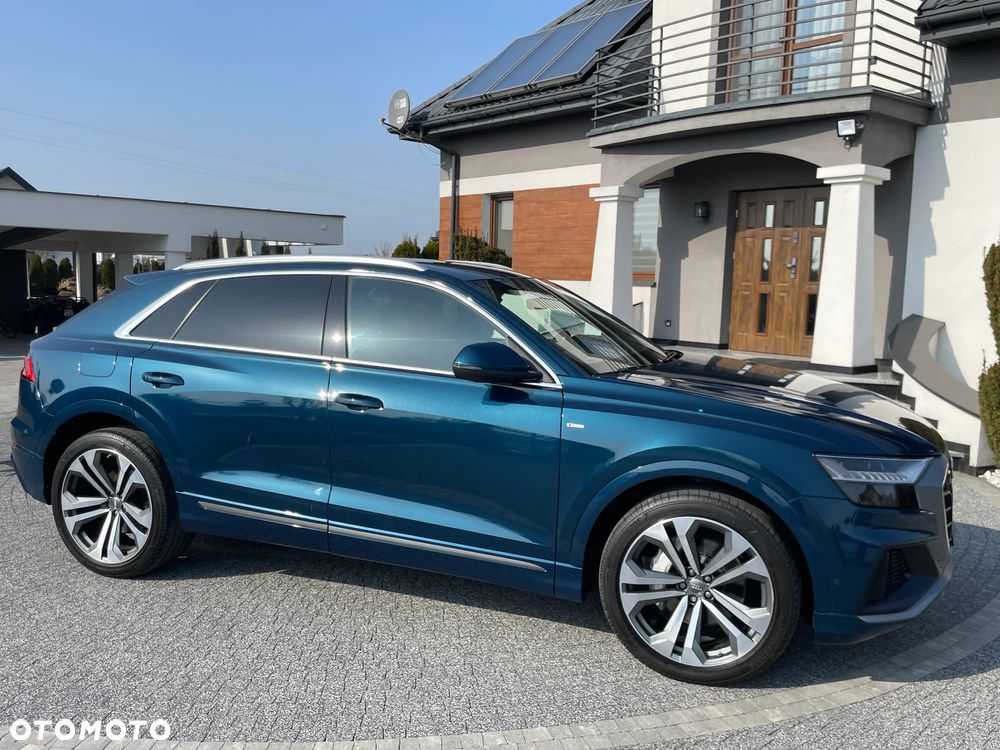 Audi Q8 - 17
