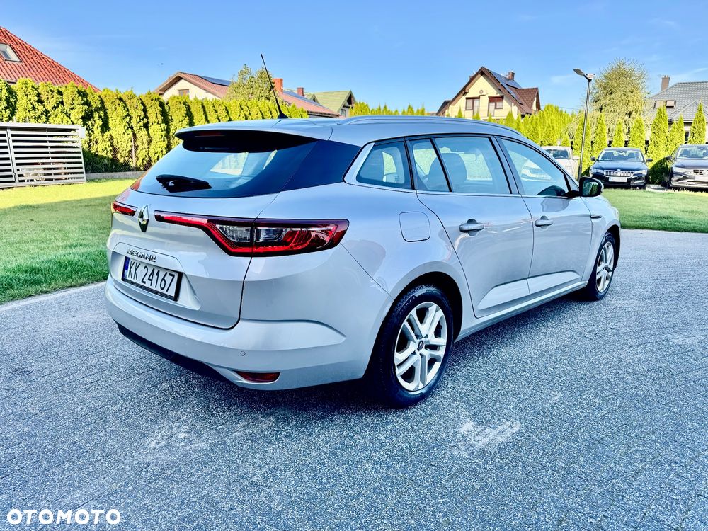 Renault Megane - 5