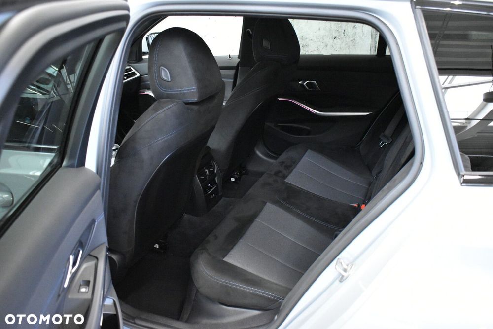 BMW Seria 3 320d mHEV M Sport sport - 23