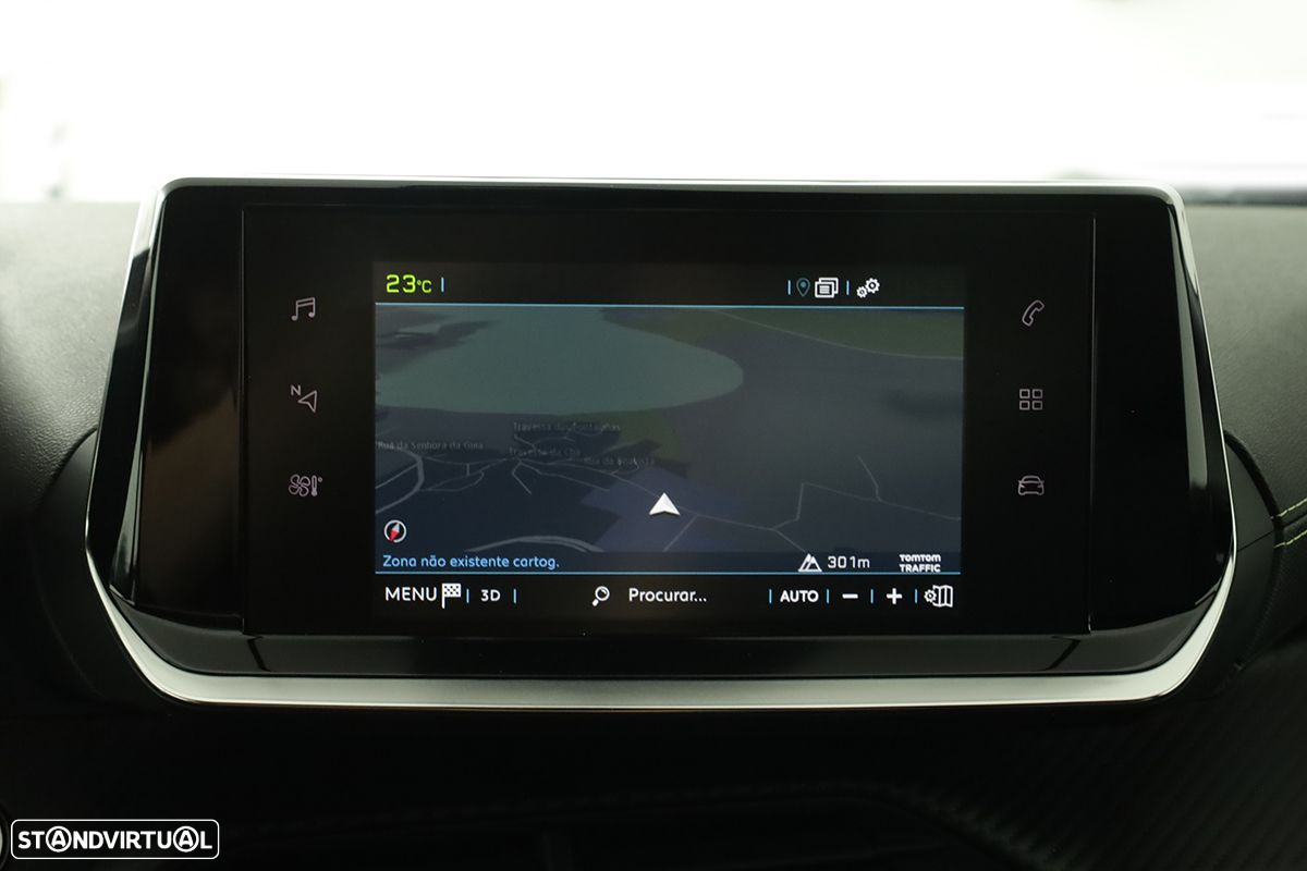 Peugeot e-2008 50 kWh GT - 11