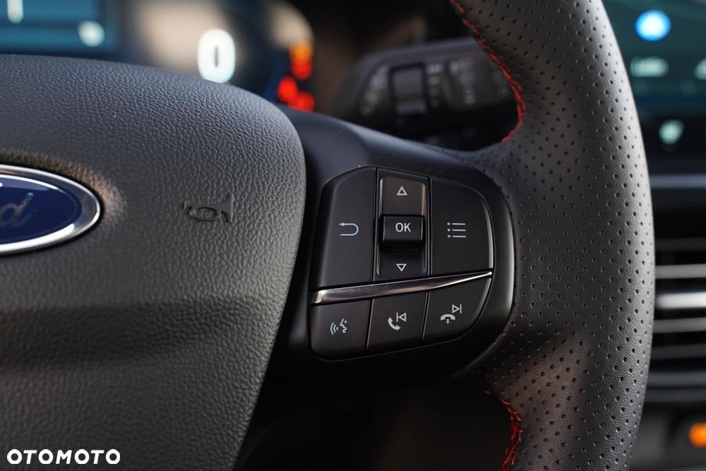 Ford Focus 1.0 EcoBoost mHEV ST-Line X - 15