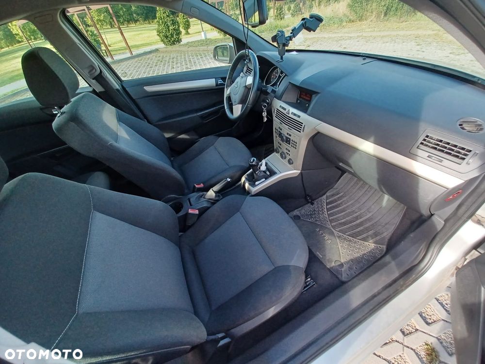 Opel Astra 1.8 Selection - 19