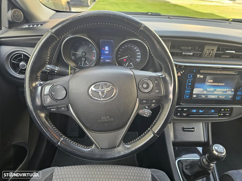 Toyota Auris Touring Sports 1.4 D-4D Comfort+Pack Sport - 14