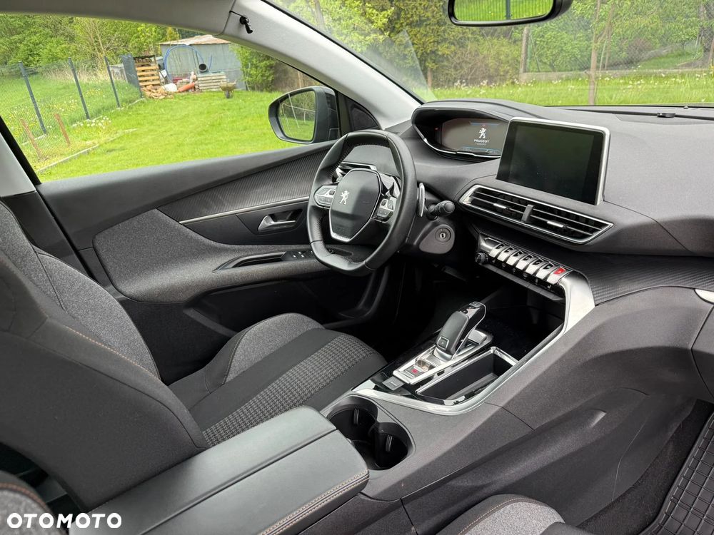 Peugeot 3008 - 8