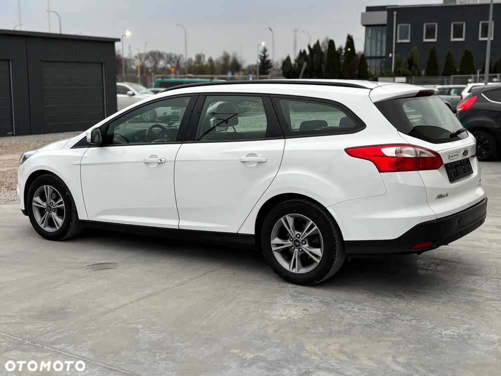 Ford Focus 1.0 EcoBoost Edition - 5