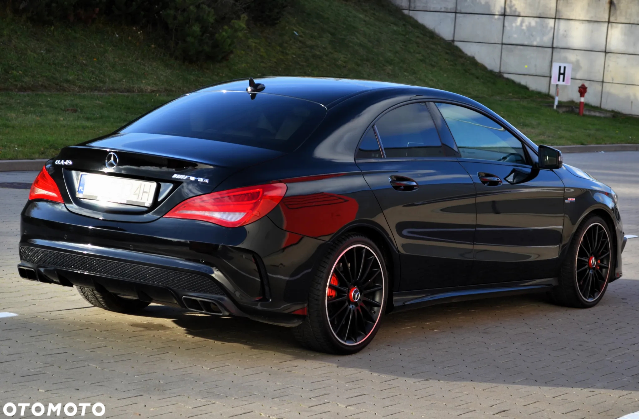 Mercedes-Benz CLA 45 AMG 4-Matic - 2