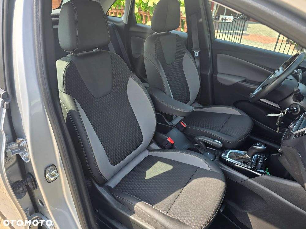 Opel Crossland X - 15