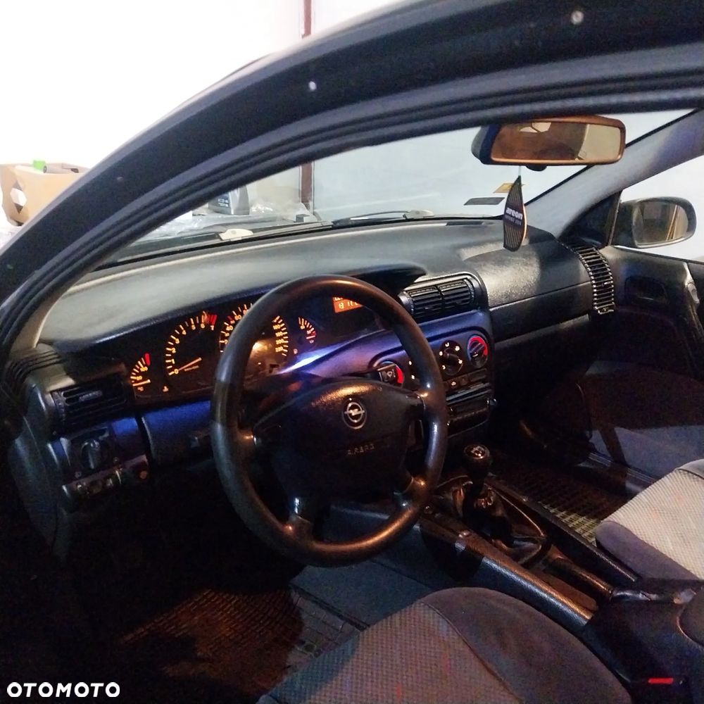 Opel Omega - 6