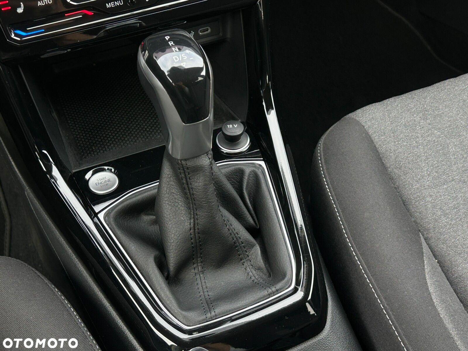 Volkswagen T-Cross - 23