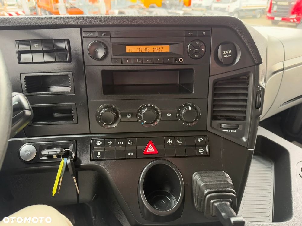 Mercedes-Benz ANTOS 2136 4x2 EURO6 CIĄGNIK SIODŁOWY Z PTO - 11