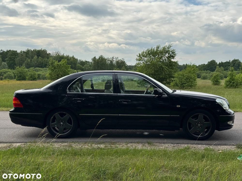 Lexus LS High Class - 12