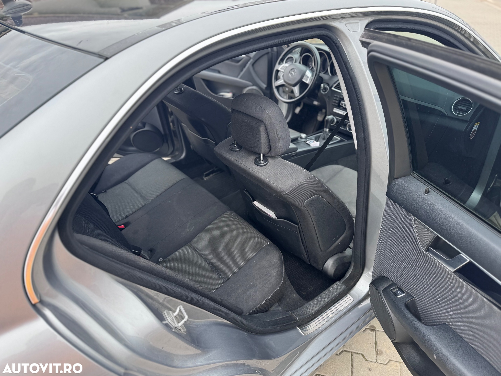 Mercedes-Benz C - 16
