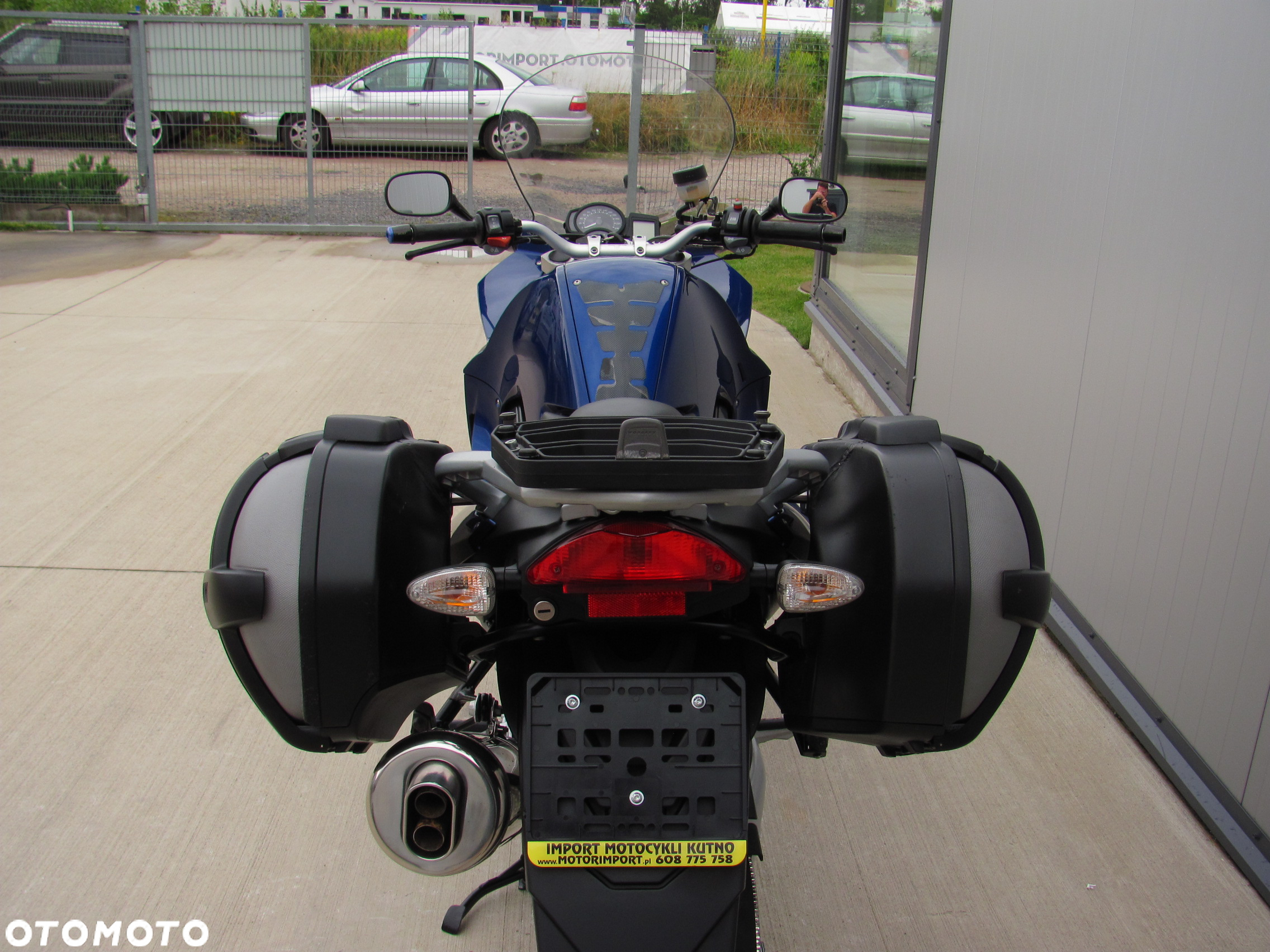 BMW F - 32