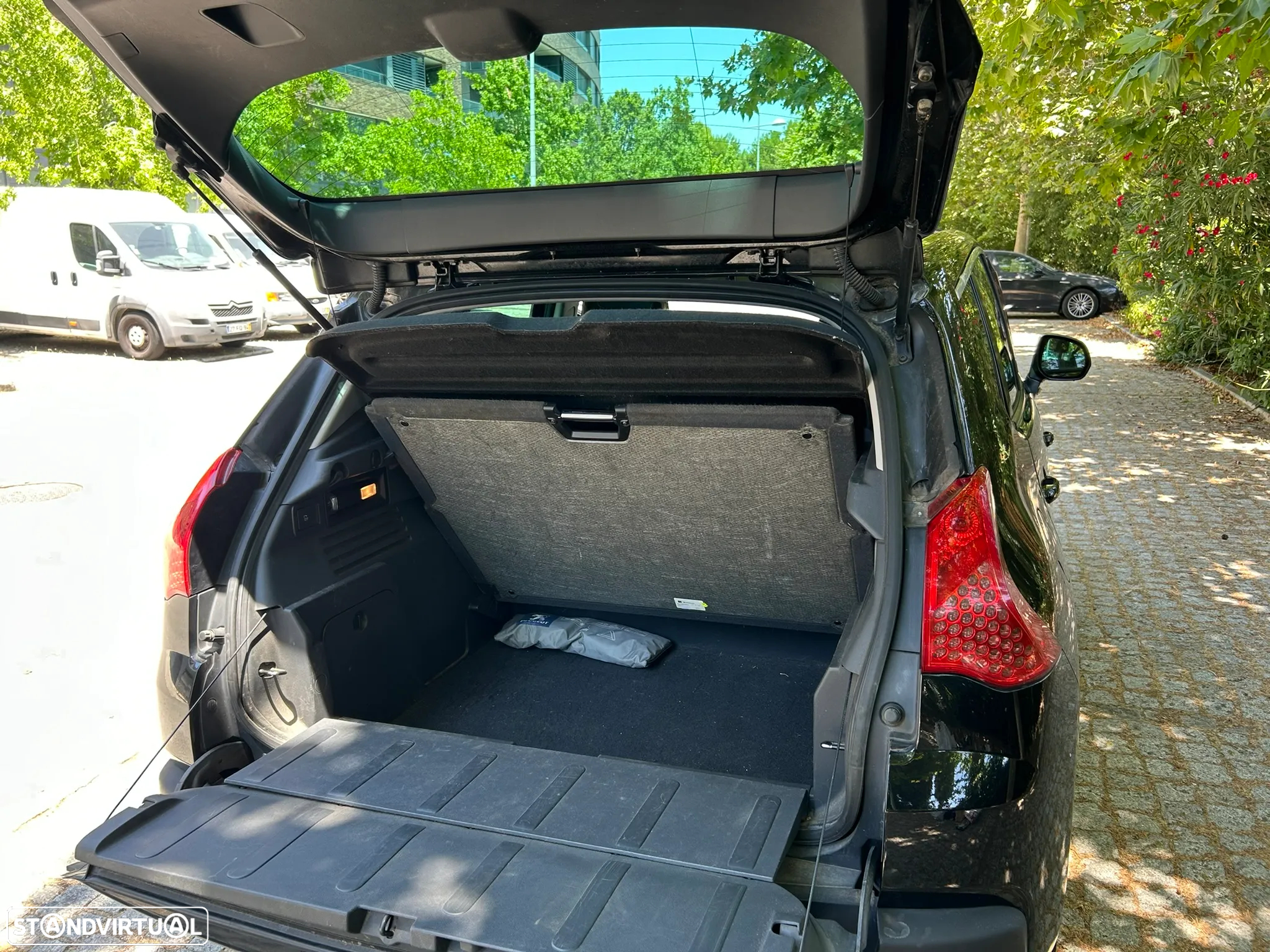 Peugeot 3008 1.6 HDi Premium - 7