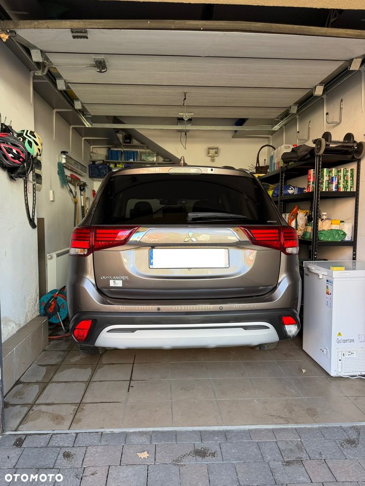 Mitsubishi Outlander 2.0 Intense + SDA 4WD CVT - 16