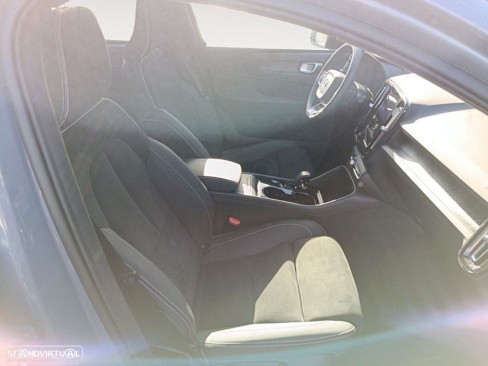 Volvo C40 Recharge Plus - 15