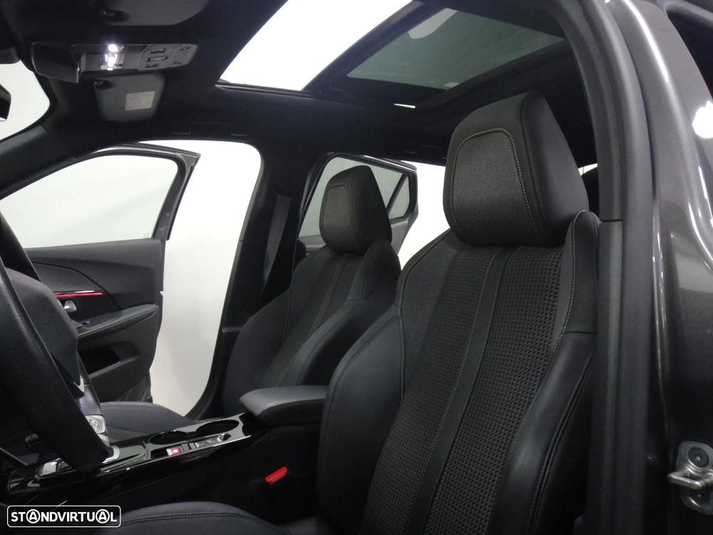 Peugeot 2008 1.2 PureTech GT Line EAT8 - 14