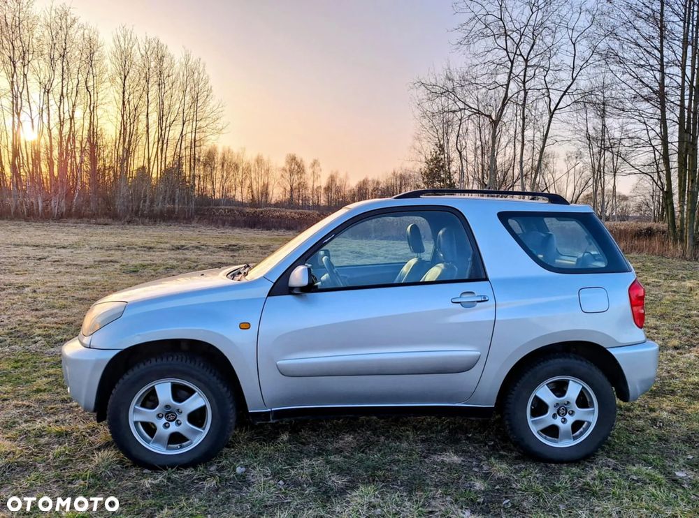 Toyota RAV4 1.8 VVT-i 4x2 - 1