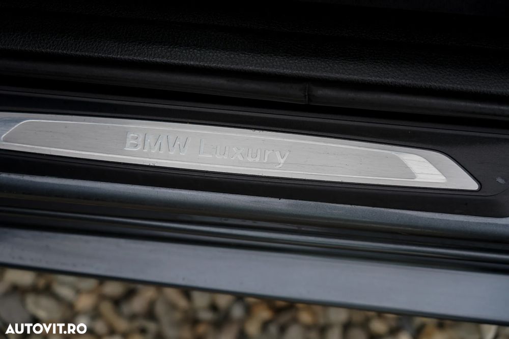 BMW Seria 3 320d Aut. Blue Performance Luxury Line - 26