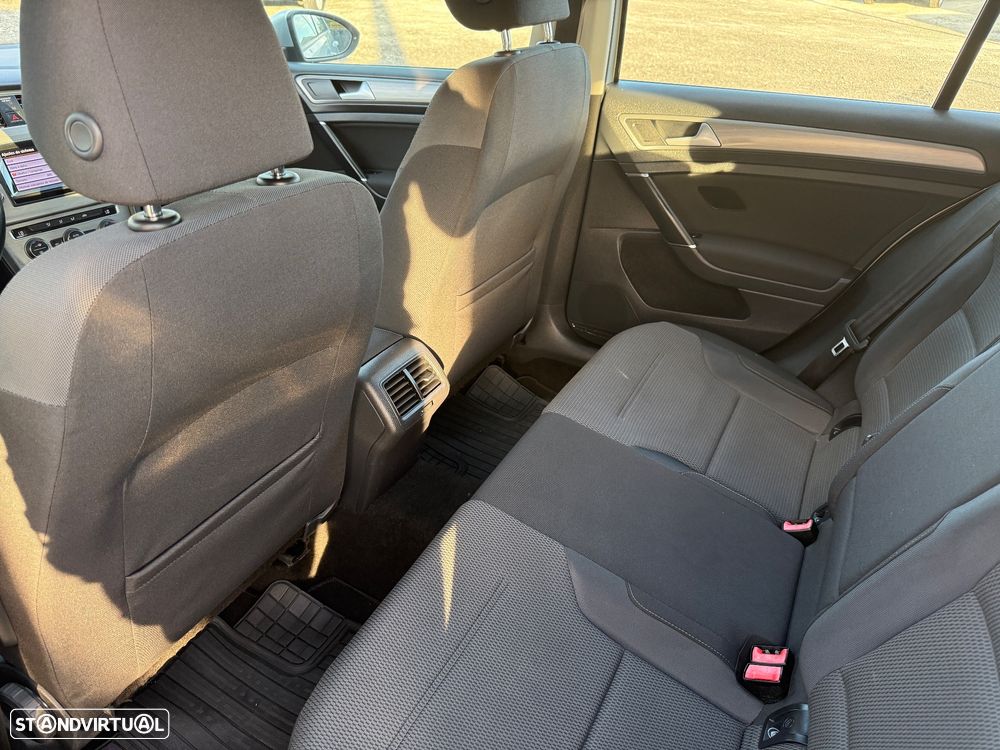 VW Golf Variant 1.6 TDi BlueMotion Trendline - 22