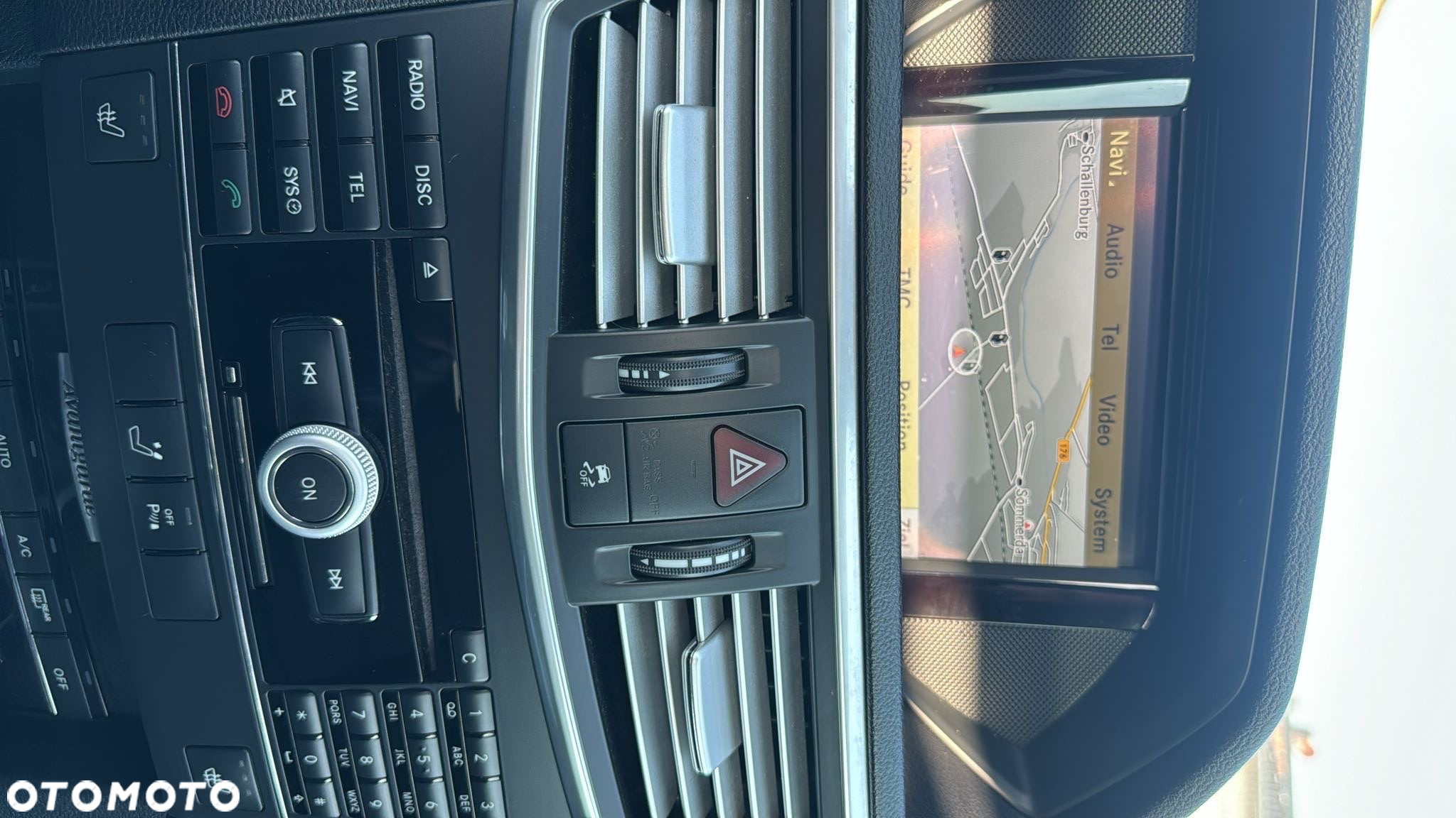 Mercedes-Benz Klasa E 250 T CDI DPF BlueEFFICIENCY 7G-TRONIC Avantgarde - 11