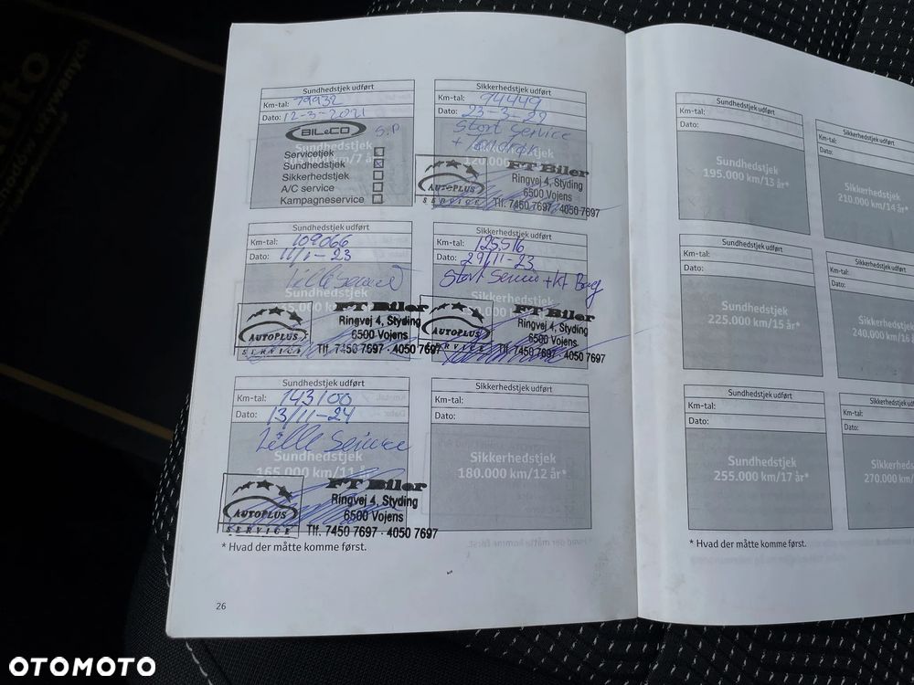 Toyota Auris 1.6 Premium Comfort - 37