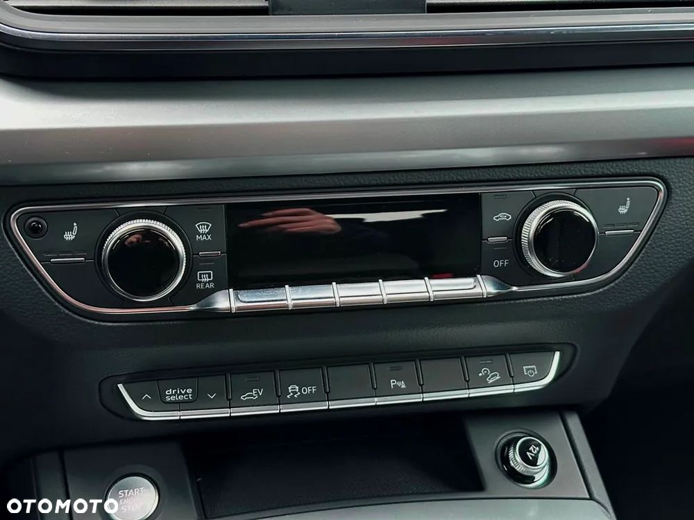 Audi Q5 50 TFSI e Quattro S tronic - 24