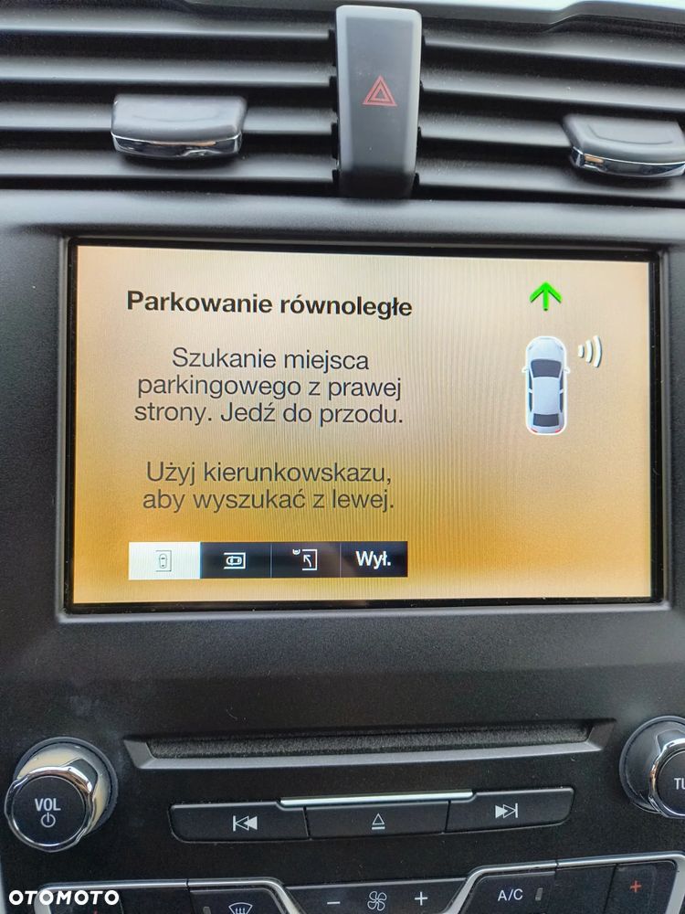 Ford Mondeo 2.0 TDCi Titanium - 23