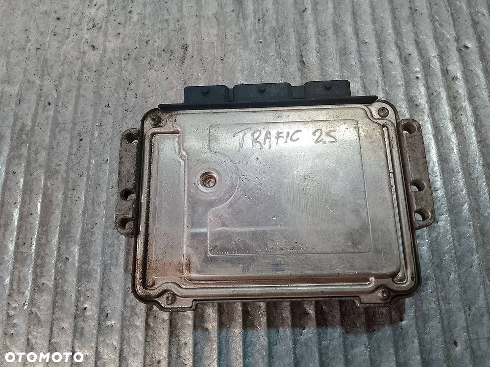 KOMPUTER, STEROWNIK RENAULT TRAFIC 8200402578 0281011890 2.5 DCI - 5